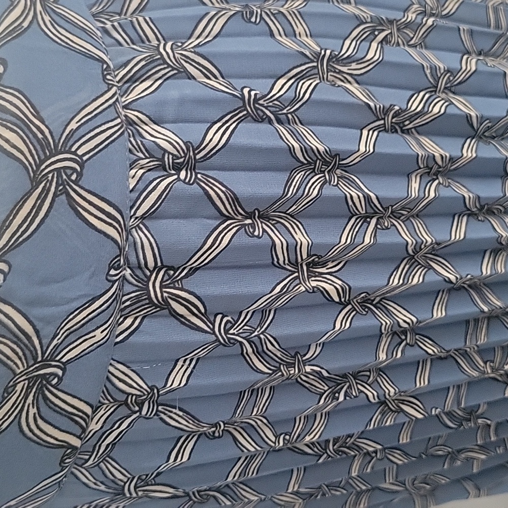 Patterned maxi skirt - Picture 2 of 3